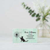 Zwarte kat en paardenbloem op Gingham Visitekaartje (Staand voorkant)