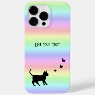 Zwarte kat en vlinder op regenboog Case-Mate iPhone 14 pro max hoesje