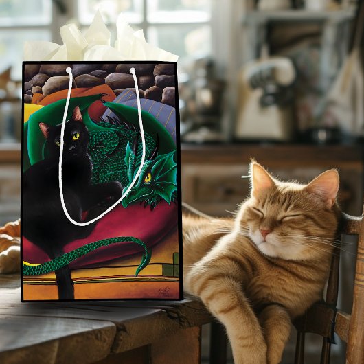 Zwarte kat groene draak medium cadeauzakje