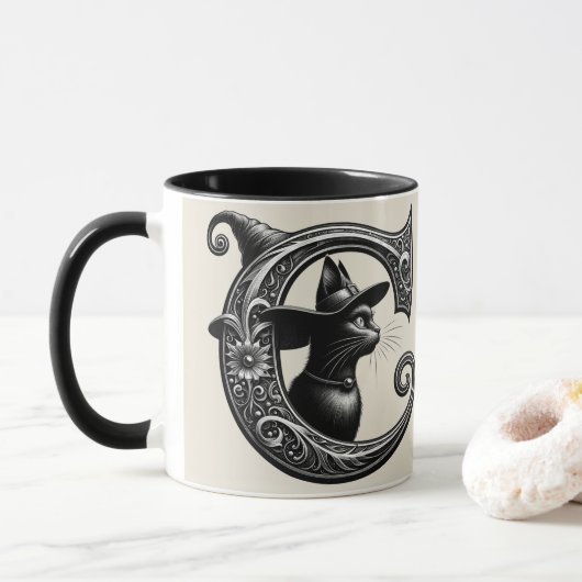Zwarte Kat Heks Heksachtige Letter C Aangepaste In Mok (Met donut)