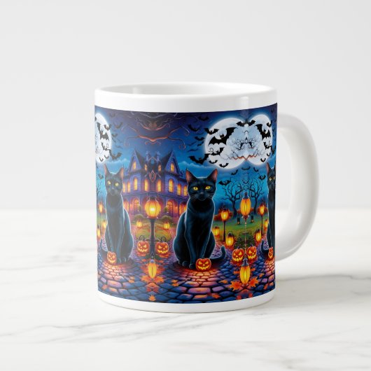 Zwarte kat in betoverd Halloween-landschap Grote Koffiekop (Voorkant rechts)