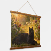 Zwarte Kat in de Bloemen I Hangend Wandkleed (Gebogen)