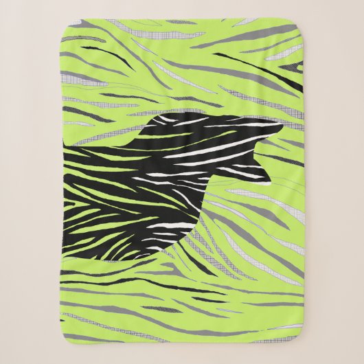 Zwarte kat in de Crazy Grass Sherpa Deken (Voorkant)