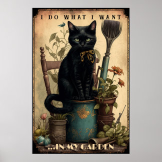 Zwarte kat in de tuin poster
