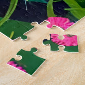 Zwarte kat in een kleurrijke bloementuin legpuzzel (Zijkant)