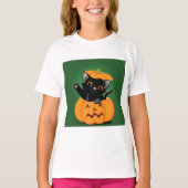 Zwarte kat in een pompoen meisjes T-shirt (Voorkant)