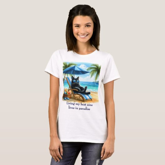 Zwarte kat in het paradijs Beach Time T-shirt (Voorkant volledig)
