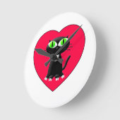 Zwarte kat in rood hart ronde klok (Hoek)