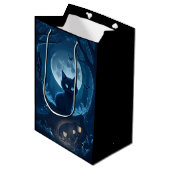Zwarte Kat in Spooky Forest Medium Cadeauzakje (Voorkant Gekanteld)