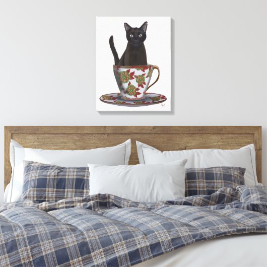 Zwarte kat in Teacup Canvas Afdruk (Insitu (Slaapkamer))