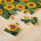 Zwarte Kat in Zonnebloemveld Legpuzzel (Zijkant)