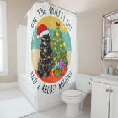Zwarte kat kerst op de Naughty-lijst en ik betreur Douchegordijn (In situ)
