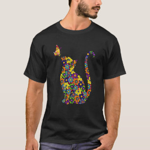Zwarte kat kijkt naar een leuke vlinder Grappige k T-shirt