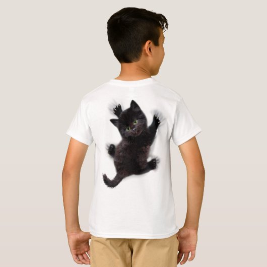 Zwarte kat klimmen op menselijke rug t-shirt (Achterkant volledig)