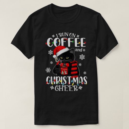 Zwarte kat licht ik op koffie en kerst t-shirt (Design voorkant)