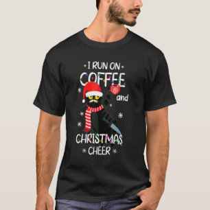 Zwarte Kat Lichten Ik Loop Op Koffie En Kerstmis C T-shirt