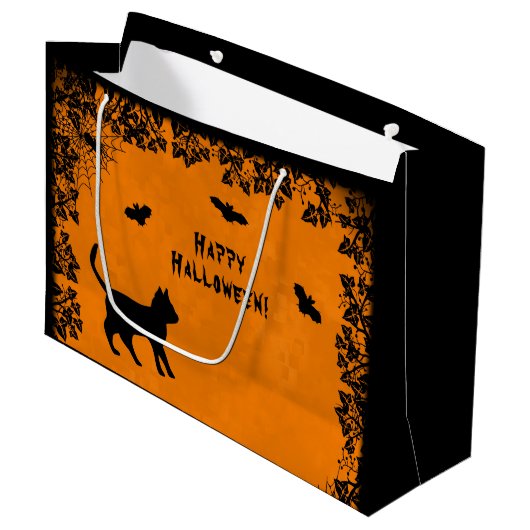 Zwarte Kat met Bat, Happy Halloween. Groot Cadeauzakje (Voorkant Gekanteld)