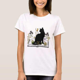 Zwarte kat met bloemenboek t-shirt