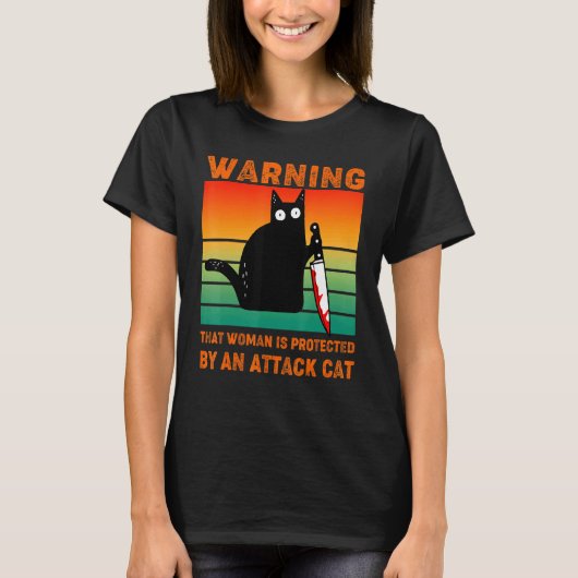 Zwarte kat met een mes beschermde de vrouwen Hallo T-shirt (Voorkant)