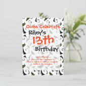 Zwarte kat met geel oyes Halloween Patroon Kaart (Staand voorkant)