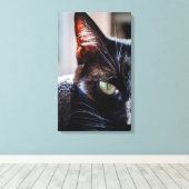 Zwarte Kat met Groene Ogen Ingepakt Canvas Afdruk (Insitu (Houten vloer))
