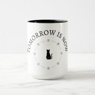 Zwarte kat met magische spreuk Halloween Tri-Blend Mok