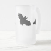 Zwarte kat met tas matglas bierpul (Voorkant rechts)