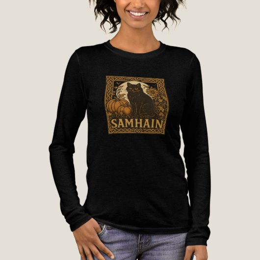 Zwarte kat onder de Samhain Moon Keltische knoop Tri-Blend Shirt (Voorkant)