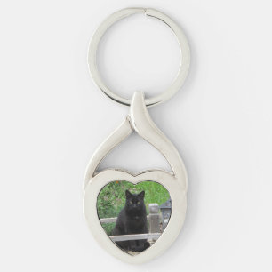 Zwarte kat op Bridge Heart Keychain