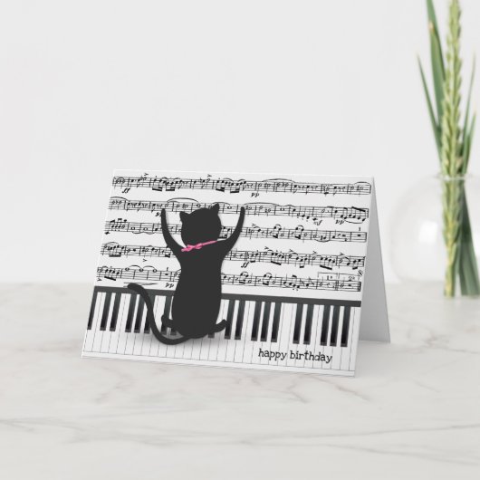 zwarte kat op pianolverjaardag kaart (Voorkant)