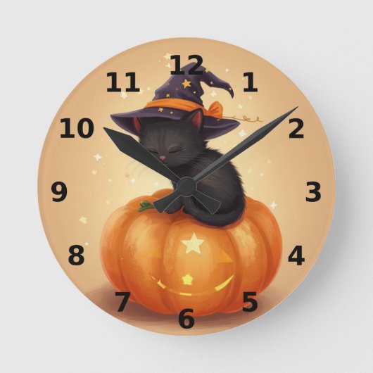 Zwarte kat op pompoen Halloween Wall Clock Ronde Klok (Voorkant)