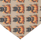 Zwarte kat op pompoen met herfst quilt patroon korte tafelloper (Hoek)