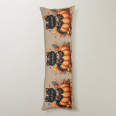 Zwarte kat op pompoen met herfst quilt patroon lichaamskussen (Achterkant (Verticaal))