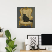 Zwarte Kat op Versierde Stoel – Elegant Gothisch H Poster (Thuiskantoor)