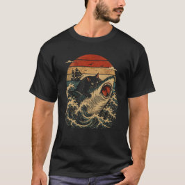 Zwarte Kat rijdt op Woeste Haai T-shirt
