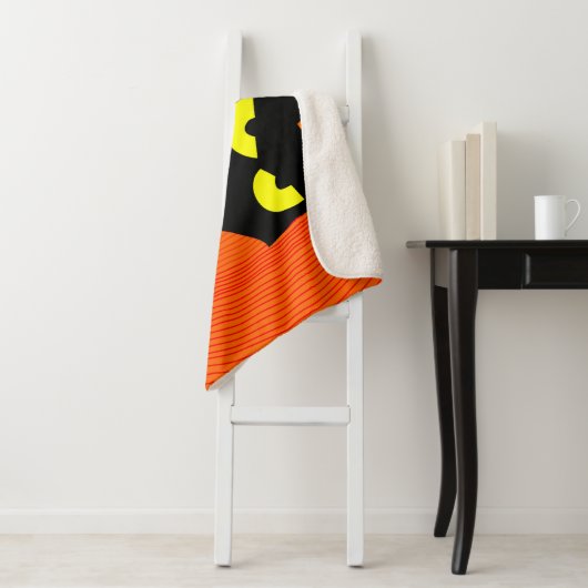 Zwarte kat sherpa deken (In situ)