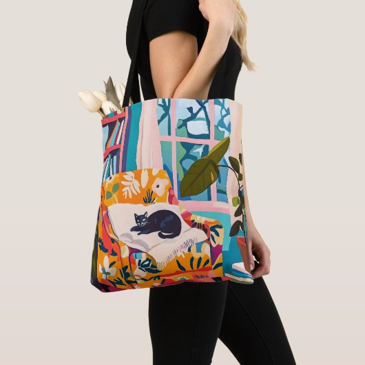 Zwarte kat slaapt op de bank tote bag (Dichtbij)