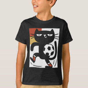 Zwarte Kat Speelt Voetbal Grappige Voetbal Cartoon T-shirt