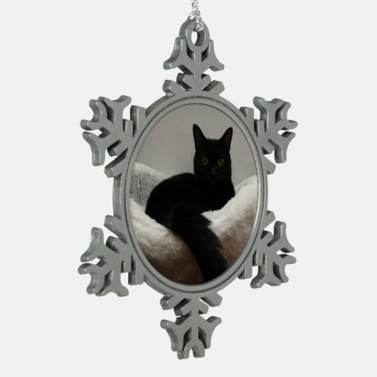 Zwarte kat tin sneeuwvlok ornament (Links)