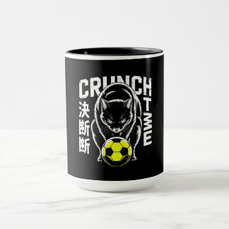 Zwarte Kat Voetbalmok – Krachtig Crunch Design Mok