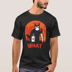 Zwarte kat wat een moordende kat met een zwarte ka t-shirt