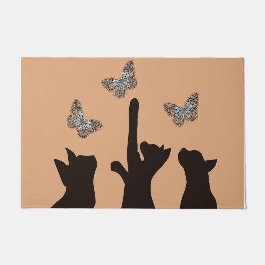 Zwarte katten die met botervliegen spelen deurmat (Voorkant)