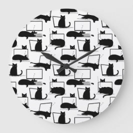 Zwarte katten die op het laptoppatroon zitten grote klok