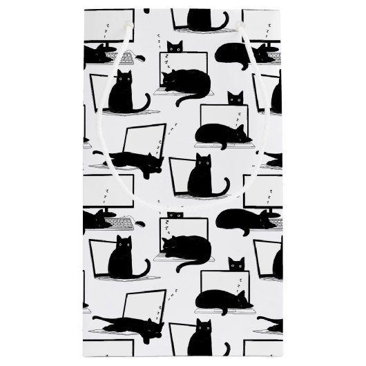 Zwarte katten die op het laptoppatroon zitten klein cadeauzakje (Achterkant)