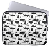 Zwarte katten die op het laptoppatroon zitten laptop sleeve (Voorkant)