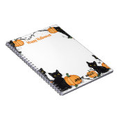 Zwarte katten en pompoen Happy Halloween Notitieboek (Rechterzijde)