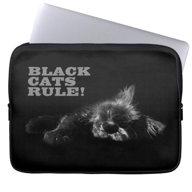 Zwarte katten heersen - Slaperig Hallo duisternis Laptop Sleeve (Voorkant)