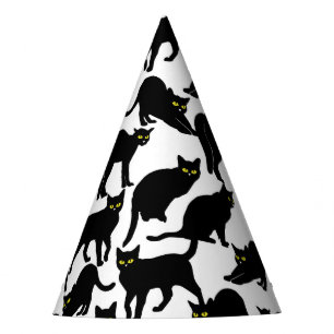 Zwarte katten op wit feesthoedjes
