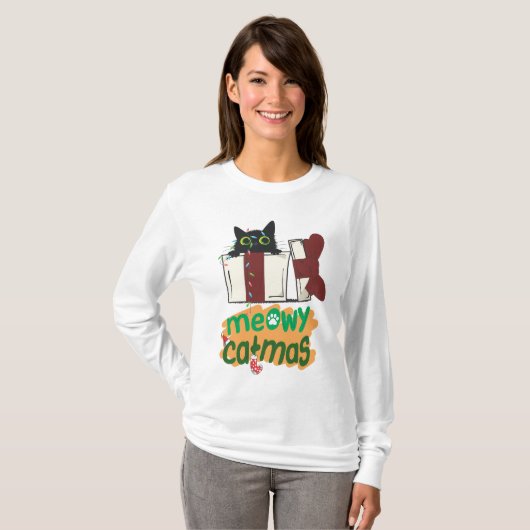 Zwarte Kerstman Kat Verward In Kerstboom Lichten T-shirt (Voorkant volledig)