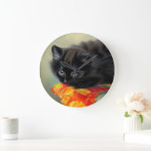  zwarte keuken met rode ventilatorbak grote klok (Huis)